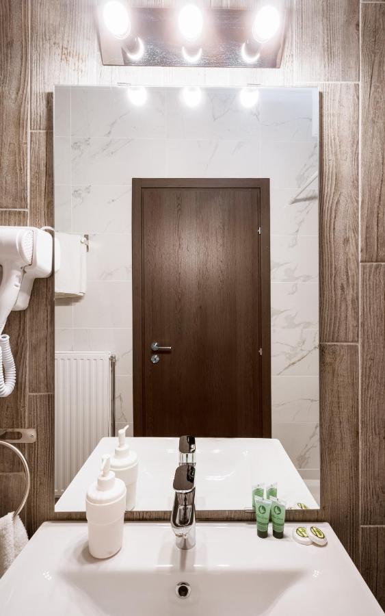 River Side Rooms Elassona Exterior photo