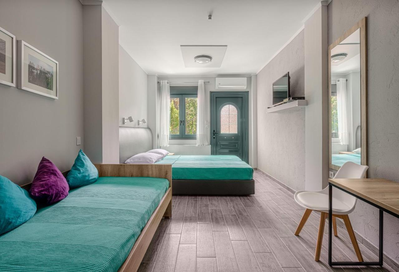 River Side Rooms Elassona Exterior photo