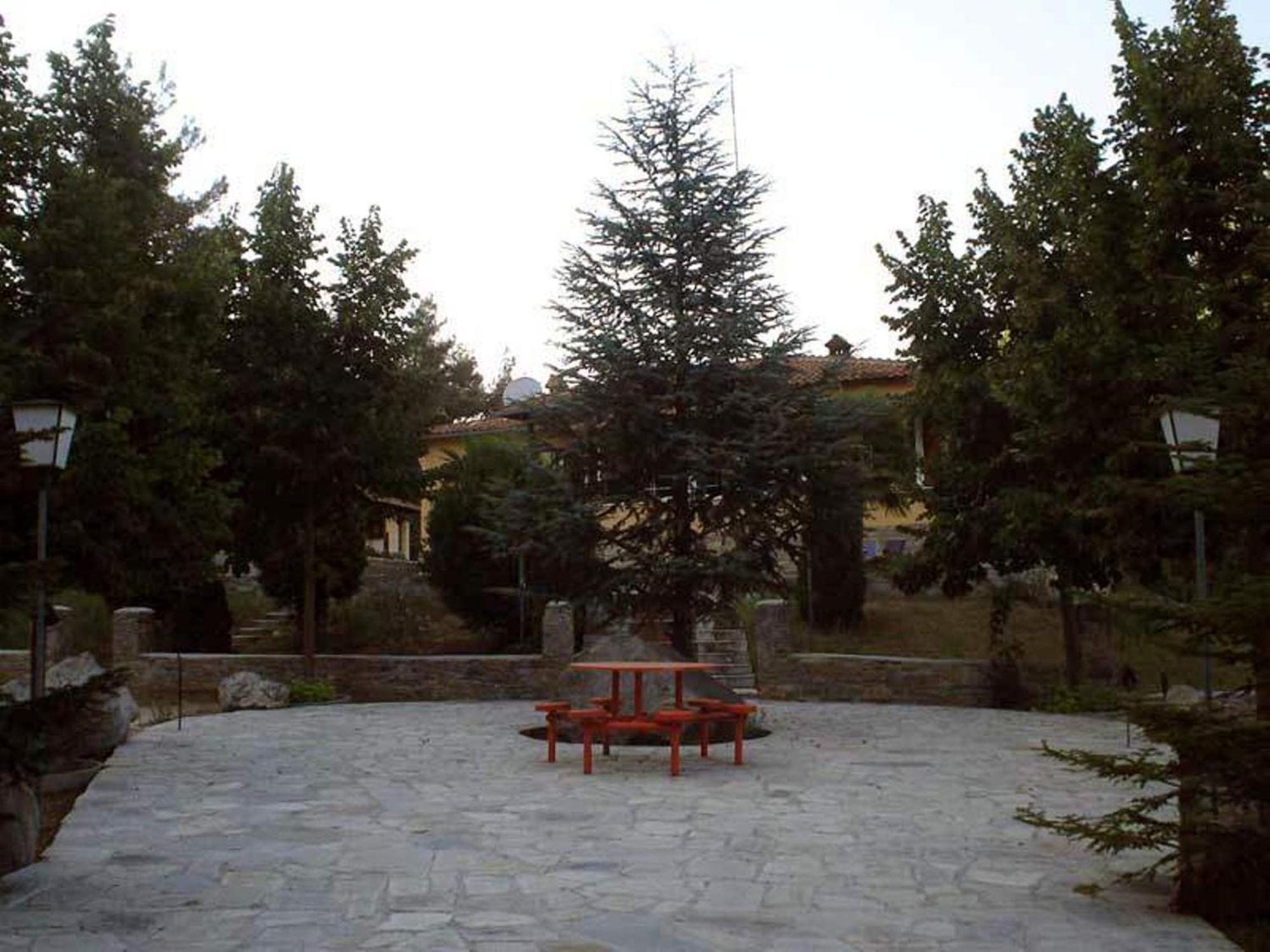 River Side Rooms Elassona Exterior photo