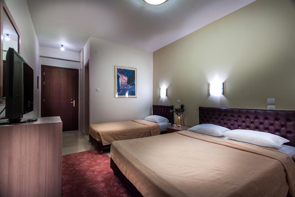 River Side Rooms Elassona Room photo