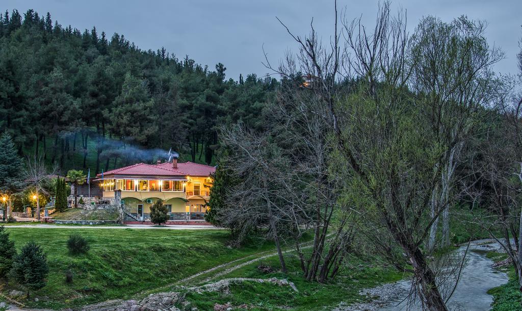 River Side Rooms Elassona Exterior photo